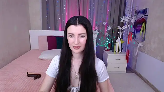Snapshot of EvelinCuper_ chatting on 06.21.26 EvelinCuper online show from 06.21.26