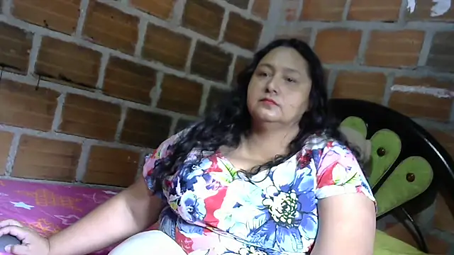 tistmature-69 online show from 04.18.26