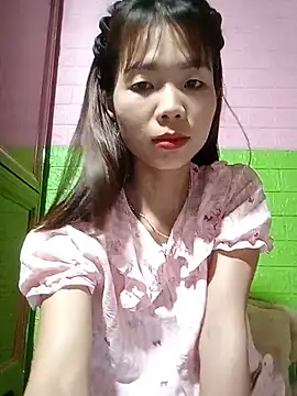 AmyLinee01 online show from 05.14.26