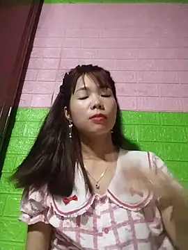 AmyLinee01 online show from 06.06.26