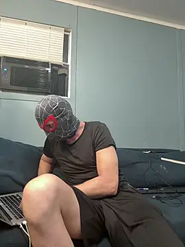 Snapshot of BWCloverboyy chatting on 03.22.26 BWCloverboyy online show from 03.22.26