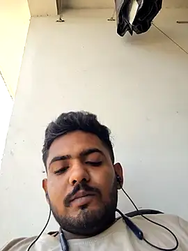 Snapshot of roselover2222 chatting on 04.17.26 roselover2222 online show from 04.17.26