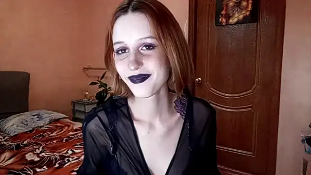 Snapshot of SirenFrost chatting on 06.26.26 SirenFrost online show from 06.26.26