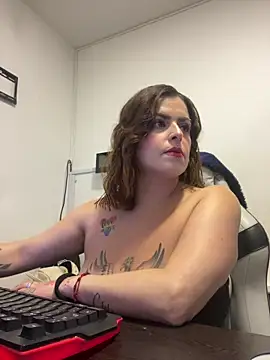 Snapshot of MiaHotboobs chatting on 04.17.26 MiaHotboobs online show from 04.17.26