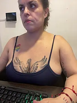Snapshot of MiaHotboobs chatting on 07.16.26 MiaHotboobs online show from 07.16.26
