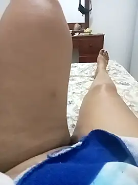 Snapshot of sexymomsn chatting on 07.08.26 sexymomsn online show from 07.08.26