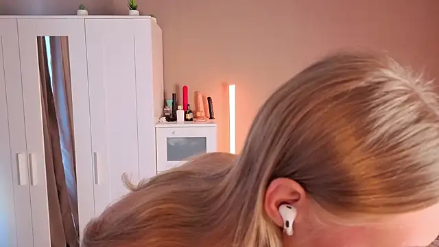 Sellina moon online show from 08.02.26