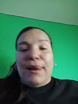 Snapshot of Zuleyka_69 chatting on 05.22.26 Zuleyka 69 online show from 05.22.26