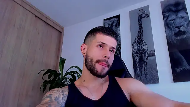 Snapshot of Santos_ramirez1 chatting on 07.24.26 Santos ramirez1 online show from 07.24.26