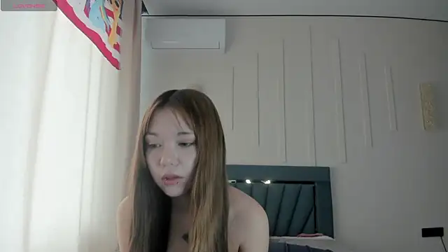 Snapshot of kok0mi chatting on 05.02.26 kok0mi online show from 05.02.26