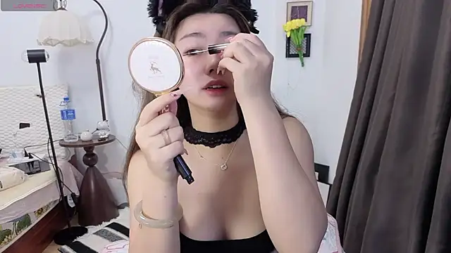 Snapshot of DAHLiA95 chatting on 05.07.26 DAHLiA95 online show from 05.07.26