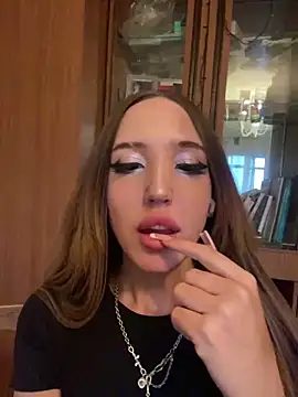 Snapshot of Molly-Alan chatting on 03.22.26 Molly-Alan online show from 03.22.26