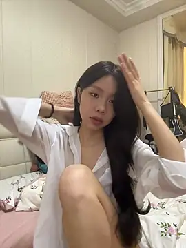 jolie 33 online show from 04.29.26
