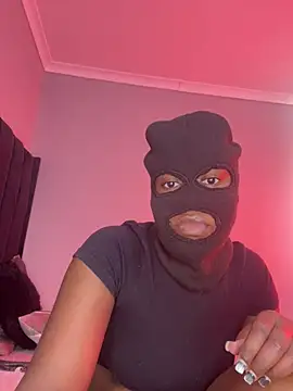 Snapshot of xxxchocolatepussy chatting on 07.29.26 xxxchocolatepussy online show from 07.29.26
