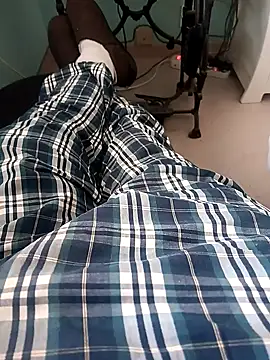 DanTrov79 online show from 04.15.26