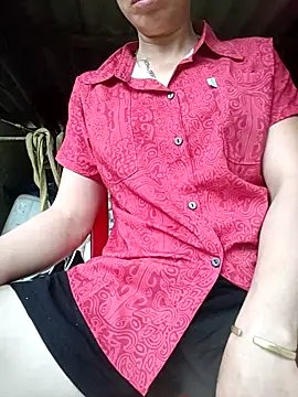 Snapshot of Lucky-beo chatting on 06.17.26 Lucky-beo online show from 06.17.26