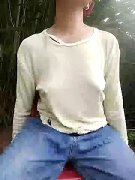 Snapshot of Lucky-beo chatting on 08.03.26 Lucky-beo online show from 08.03.26