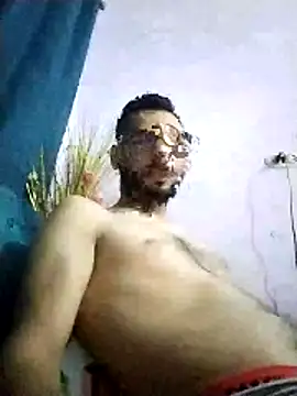 Snapshot of Alimohamed08 chatting on 05.07.26 Alimohamed08 online show from 05.07.26