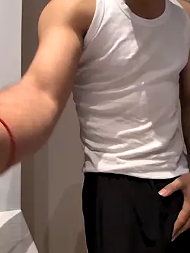Snapshot of handsome-hunky chatting on 04.08.26 handsome-hunky online show from 04.08.26