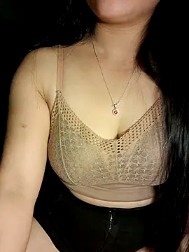 Snapshot of Bella-ox19 chatting on 03.23.26 Bella-ox19 online show from 03.23.26