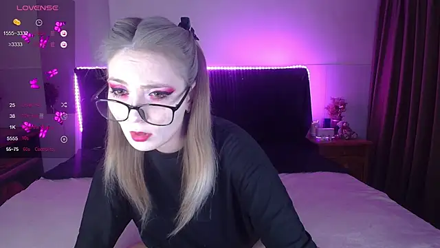 Snapshot of ammyska chatting on 05.14.26 ammyska online show from 05.14.26