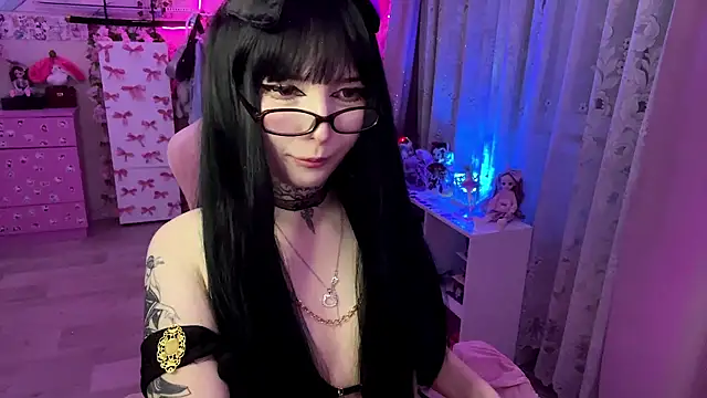 ToxiraLuneX online show from 04.30.26