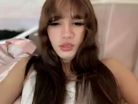 Snapshot of Leijona_Milker chatting on 04.24.26 Leijona Milker online show from 04.24.26