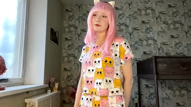 Snapshot of Love_you_Kim chatting on 04.04.26 Love you Kim online show from 04.04.26