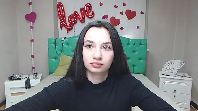 Je55icaBreeze online show from 04.22.26