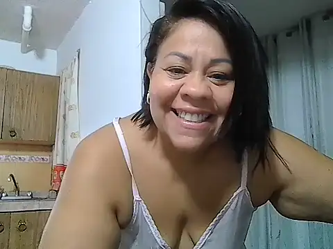 Snapshot of Veronica_missbigg chatting on 05.13.26 Veronica missbigg online show from 05.13.26