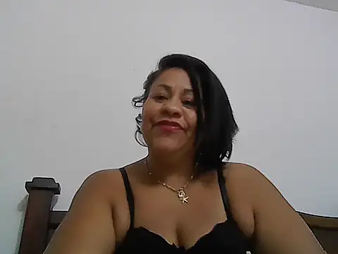 Snapshot of Veronica_missbigg chatting on 05.20.26 Veronica missbigg online show from 05.20.26