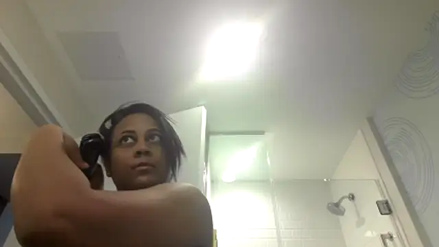 Snapshot of biancadoesit chatting on 04.02.26 biancadoesit online show from 04.02.26