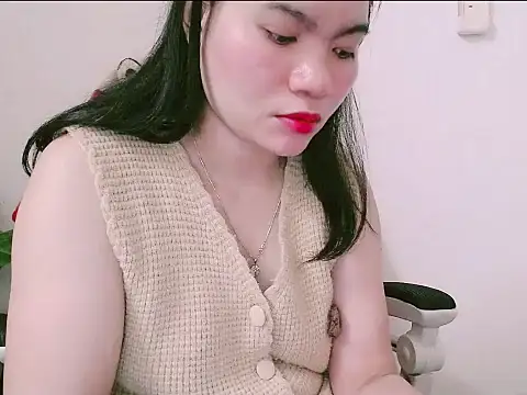 Suhynxx online show from 04.06.26