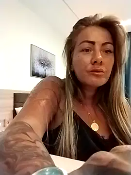 Exotic ParisX online show from 03.26.26