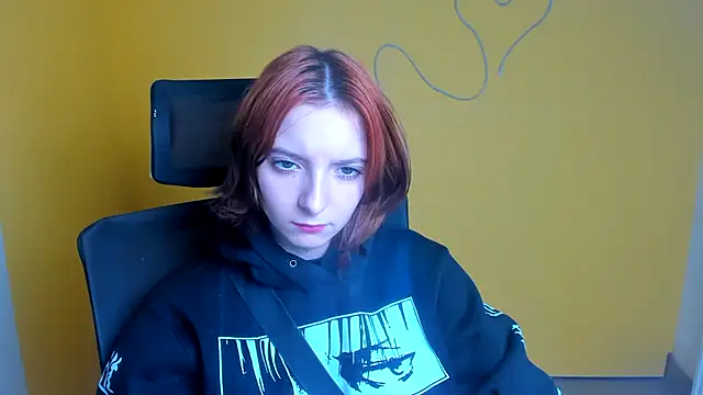 Snapshot of Butterfly_Milly chatting on 04.25.26 Butterfly Milly online show from 04.25.26