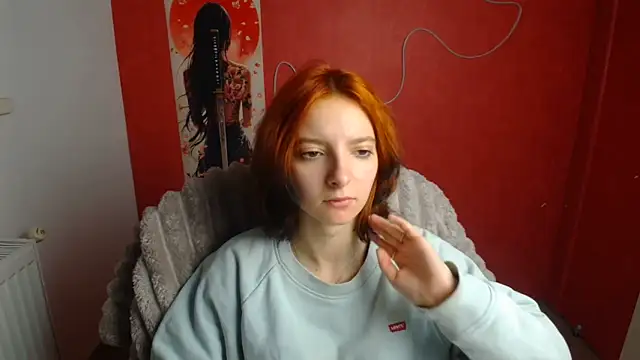 Snapshot of Butterfly_Milly chatting on 05.11.26 Butterfly Milly online show from 05.11.26