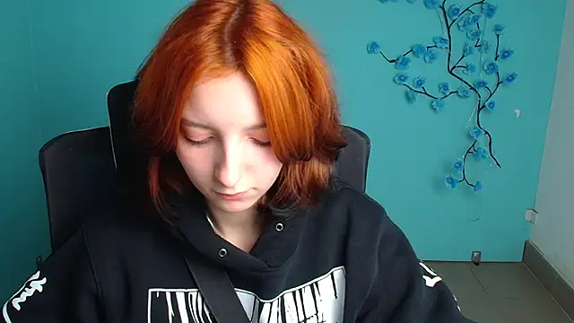 Snapshot of Butterfly_Milly chatting on 05.13.26 Butterfly Milly online show from 05.13.26