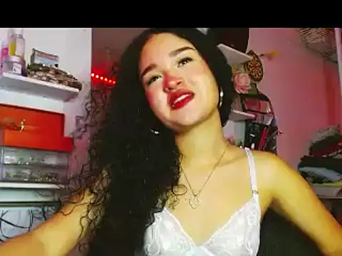 Snapshot of angel_lust1 chatting on 05.14.26 angel lust1 online show from 05.14.26
