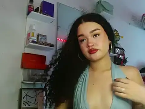 Snapshot of angel_lust1 chatting on 05.29.26 angel lust1 online show from 05.29.26