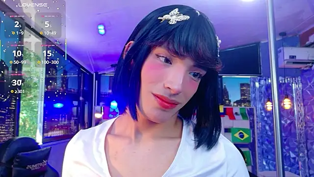 Snapshot of IsaacNovaa chatting on 06.19.26 IsaacNovaa online show from 06.19.26