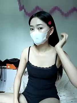 Snapshot of Xiangchuu chatting on 05.05.26 Xiangchuu online show from 05.05.26