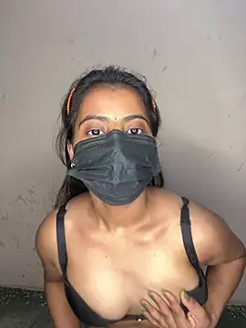 Snapshot of Riya_leone chatting on 04.03.26 Riya leone online show from 04.03.26