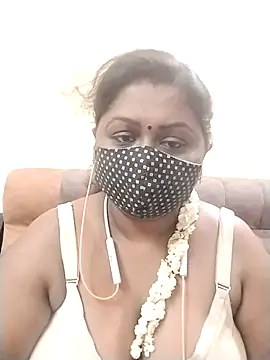 Snapshot of Tamil-Dhara chatting on 03.31.26 Tamil-Dhara online show from 03.31.26