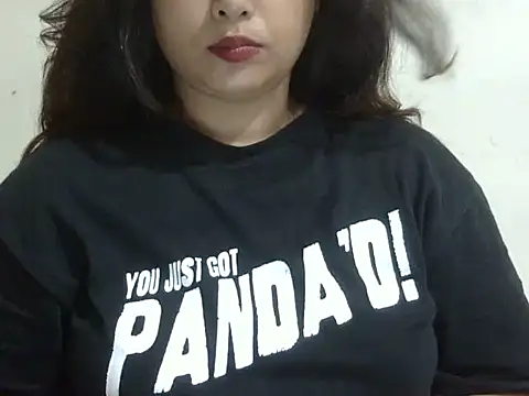 Snapshot of shivi_jaan chatting on 06.21.26 shivi jaan online show from 06.21.26