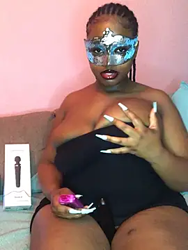 Snapshot of HornyMysteryx chatting on 04.22.26 HornyMysteryx online show from 04.22.26