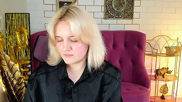 Snapshot of KathyBriggs chatting on 03.29.26 KathyBriggs online show from 03.29.26