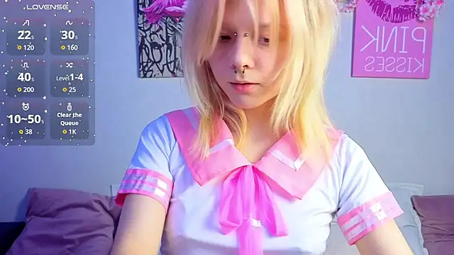 Snapshot of PerryKitty chatting on 06.05.26 PerryKitty online show from 06.05.26