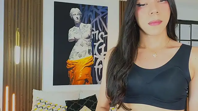 Snapshot of Sara_cutie_ chatting on 04.29.26 Sara cutie online show from 04.29.26