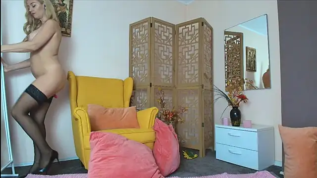 Snapshot of Anna_Love1 chatting on 01.08.25 Anna Love1 online show from 01.08.25