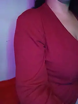 Snapshot of orla-love chatting on 05.13.26 orla-love online show from 05.13.26